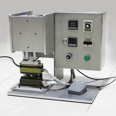 1500W Stand Up Pouch Heat Sealer Precision Positioning Spout Sealing Machine  220V / 110V